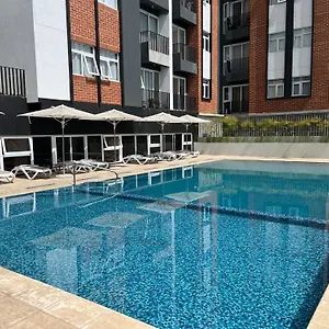 Apartamento Luxury King Bed With Free Pool & Gym - Parque San Jorge Z11, Guatemala